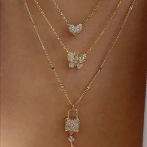 Rhinestone Pendant Layered Necklace